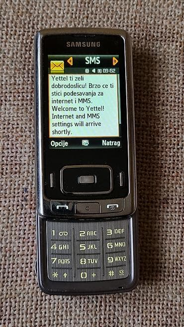 Car Electronics: Samsung SGH-G800 klizni telefon sa naglaskom na kameru - 5 MP kamera — 8