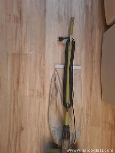 peci na pelet cene: Stari retro stapni usisivaci Iskra TK 7005 R i 202 S. Nepoznato — 10