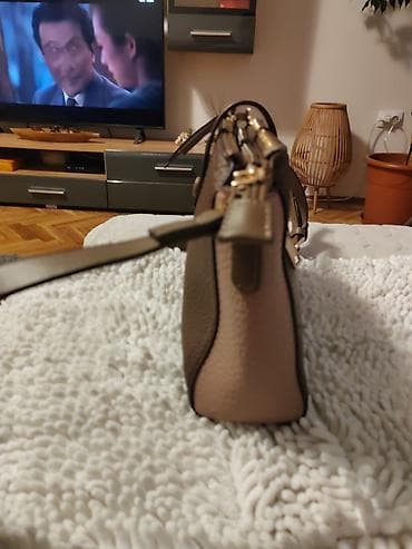 hermes torba cena: Ženska torba preko ramena – dvodelna, kožna tekstura, braon i bež — 3