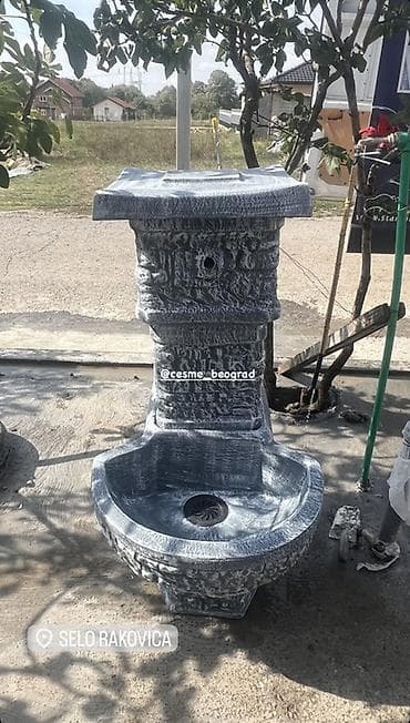 magicni flekeri cena: Dekorativna baštenska česma – rustični kamen look - Materijal: liveni — 1