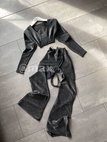 trikotazni set: New,,Shine Wolf Set’’XzaraVelicine:S M L Model Dostupan u Dve Nijanse — 2