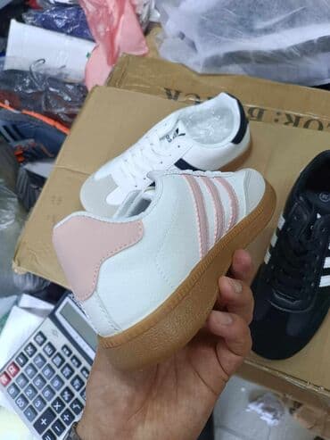adidas samba srebrne: Adidas, 41 — 9
