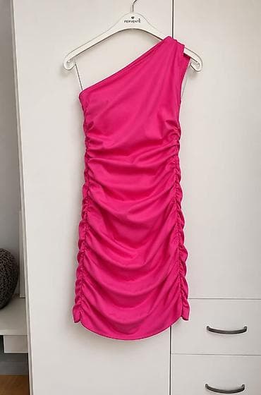 zara haljina s: Elegantna mini haljina u jarko roze (fuksija) boji. Asimetričan kroj — 1