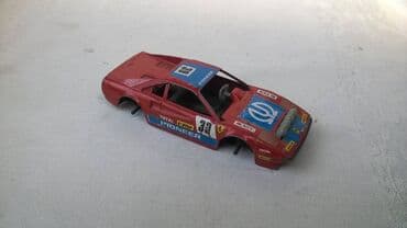 harry potter vt401 k: Burago Ferrari 308 GTB, 1:43 Italy, plavi izgreban, na crvenom fale — 4
