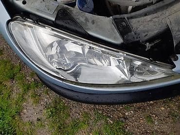 farovi: FAROVI ZA PEUGEOT 206 | cena je po komadu.Imam sve delove za peugeot — 2