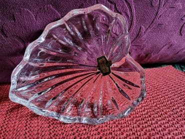 Kuhinjski setovi: Zajecar nova kristalna posuda (cinija) 70te. Visina. 3cm — 4