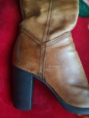 c a papuce: High boots, 38 — 6