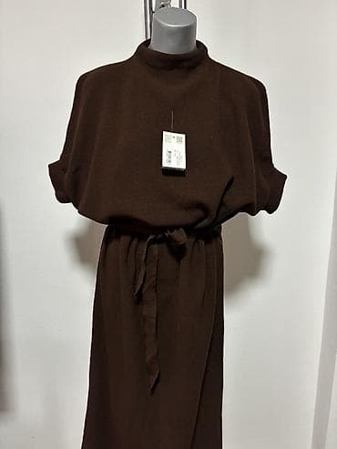 Men's Clothing: Pletena haljina u čokoladno braon boji - Kroj: ravna silueta sa — 2