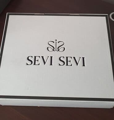 mona svecane haljine: Gležnjače, Seastar, 38 — 1