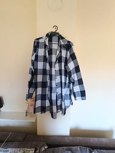 Coats and trench coats: Košulja na kocke, dugi rukavi, klasičan kroj. Crno‑belo/sivo karirano — 1