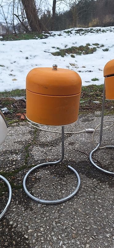 Stona/lampa za sto 4 zute i bela– retro dizajn - Tip: električna