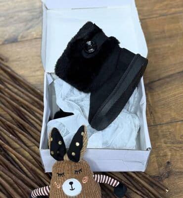 kozna obuca novi pazar: Nove čizmice Cena 2700 Vel. od 23 do 35 broja. P/022 poručivanje u — 8