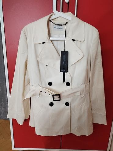 Kape i aksesoari: Marks & Spencer Autograph ženski baloner - Model: kratki dvoredni — 2