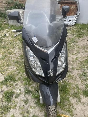 Ostali motocikli i skuteri: Peugeot Satelis skuter – crna boja, veliki gradski maxiskuter. - — 1