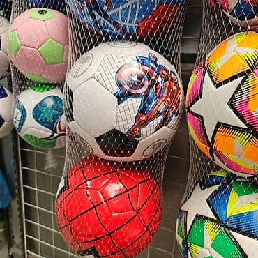 Lopta spiderman 
Cena: 1700 din — 2