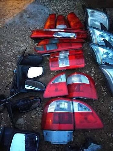 focus 2: STOP LAMPE ZA FORD FOCUS OD 1998. DO 2010. GOD. | FORD velika ponuda — 2