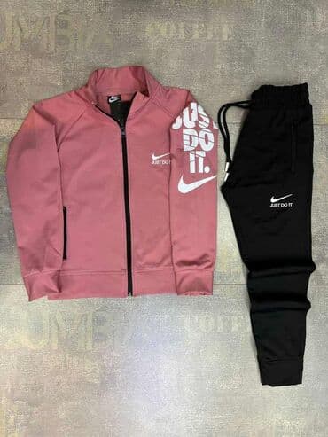 nike trenerka xs: Muška ili ženska trenerka sa gornjim delom na rajsferšlus i donjim — 4