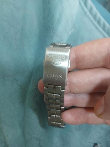 Handbags: Seiko 5 automatski sat – model SNK567J1 - Mehanizam: automatski Seiko — 3