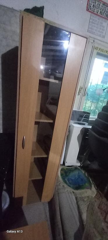 bumbarevo brdo namestaj: Ormani od 8500din do 12500din.ima i polovan namestaj zemun — 3