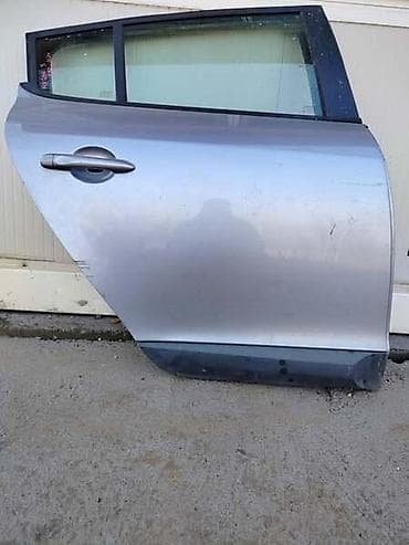 Car Body Parts: ZADNJA DESNA VRATA ZA RENAULT MEGANE OD 2008. DO 2016. GOD. | Zadnja — 1