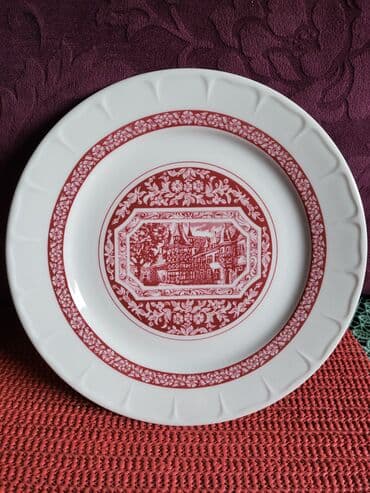 Kuhinjski setovi: Tanjiri novi veci Heinrick porcelan Zapadna Nemacka 70te. Komada 5 — 7