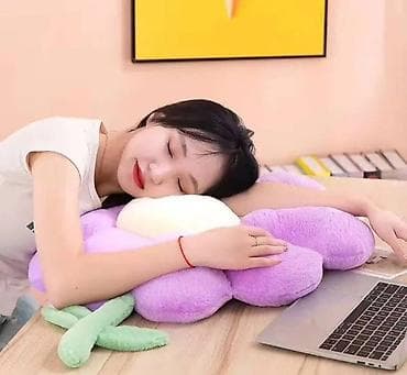 Daske za peglanje: Jastuk cvet
1999 din 
Precnik 70cm — 2