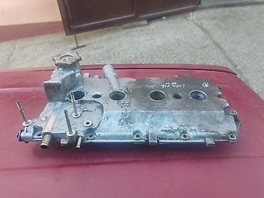 border koli oglasi: Poklopac motora Lada 112-16V br.1. Polovno, očuvano. Skinuto sa — 8