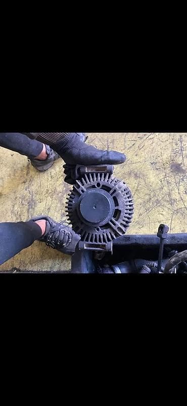 alternator: AUDI A6 C6 3.2 ALTERNATOR VALEO 06E903016G | Audi vagen delovi — 4
