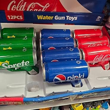 Pistolj za vodu u obliku limenke
Cena: 1000 din