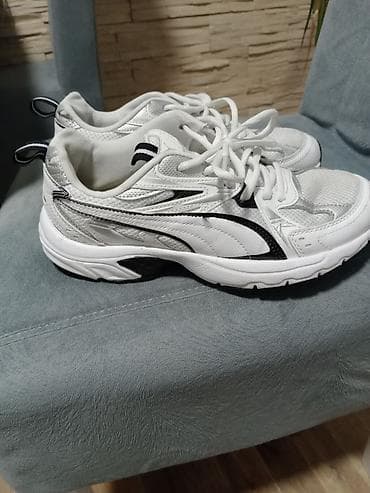 Puma patike – sportsko/lifestyle - Model: Puma (brending na jeziku i