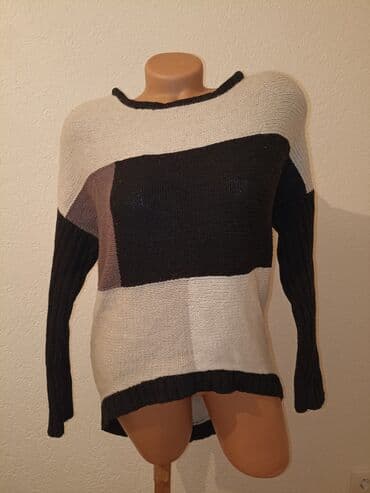 Rolke: Prelep dzemper kao nov,velicina xs/s. 
Napred kraci pozadi duzi — 1