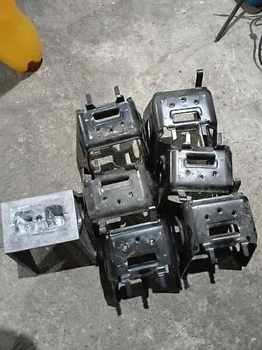 NOSAC NASLONA ZA RUKU ZA ALFA ROMEO 147, GT OD 2000. DO 2009. GOD. |
