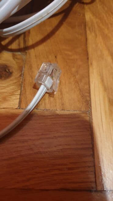 Kompjuterski delovi za PC: Kabel za internet oko 10tak metara. Poklanjam — 4