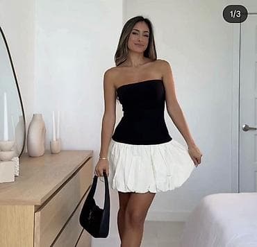 zara balon suknja: Crno-bela mini haljina bez bretela. - Gornji deo: crni, elastičan kroj — 1