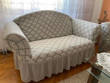 noc i dan zavese: Prekrivači za trosed,dvosed i fotelju sa karnerima
Cena 5200 dinara — 1