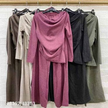 Overalls: Kompletic 
3300 din — 2
