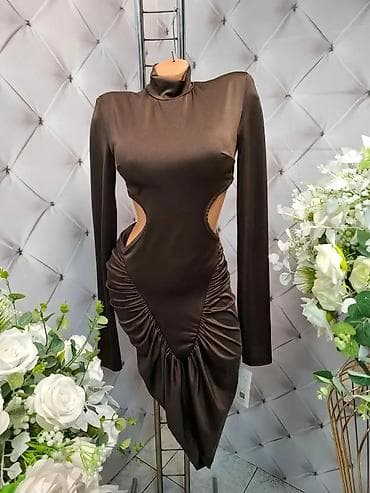 Underwear: Elegantna večernja haljina sa dugim rukavima i visokim rol-kragnom — 4