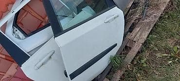 car buy: FIAT STILO VRATA BELA BOJA ZADNJA | Cena je po komadu cena se odnosi — 2
