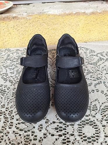 valentino cipele zenske: Baletanke – broj 40 - Dužina gazišta: 26 cm - Boja: crna - Model — 5