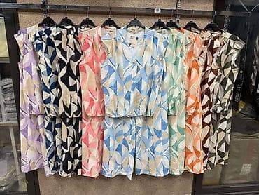 parka s: Damski komplet – bluza bez rukava i široke pantalone - Dvodijelni — 2
