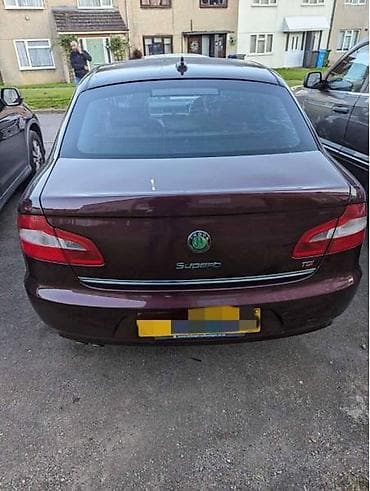 kurbla za motor: KONTAKT BRAVA I PUSKA VOLANA ZA ŠKODA SUPERB OD 2008. DO 2012. GOD. | — 2
