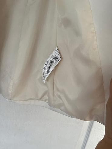 koton blejzeri: Elegantni ženski sako Koton Business - Boja: nežna krem/bela - Model — 5