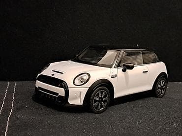 mini skije: Mini COOPER S "White" 1:18 - NOVO NOVO! Model MINI COOPER S — 2