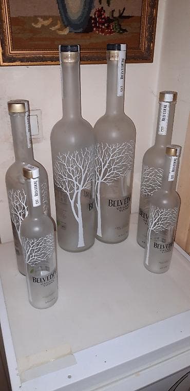 poklopac za tavan: Prazne flaše od Vodke Belvedere organic 0.7l,1.75l i 3l Prodajem — 1
