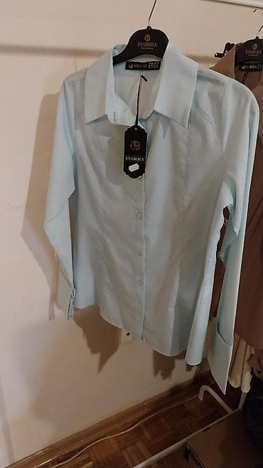 prsluci za prolece: Ženska košulja Evaroza – svetloplava - Klasičan kroj sa kragnom i — 1