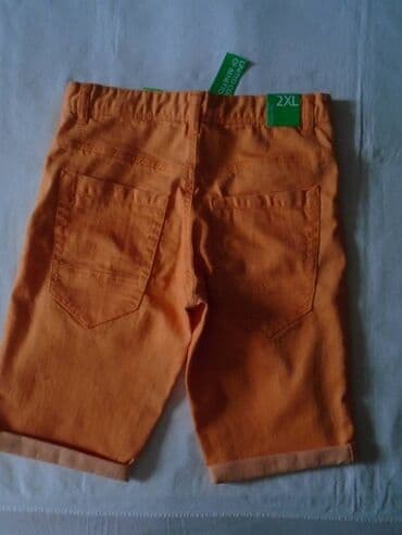 c a kombinezoni: Benetton, Bermude — 4