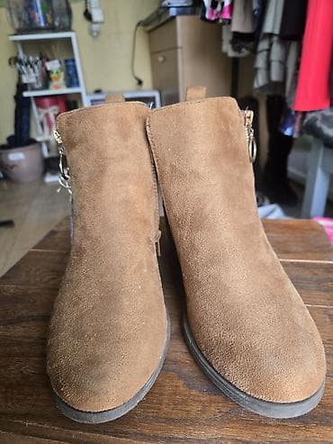 patike jordan 4: Nema oštećenja — 2