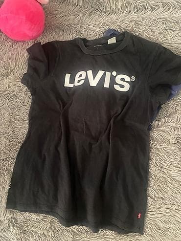 Levis majica original 500 din na lalafo.rs Levis majica original 500 din