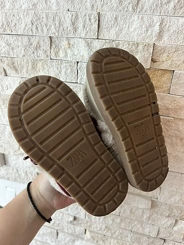 asics patike decije: Dečije zimske čizmice Zara, broj 22, dužina gazista 13,6 cm. - — 4