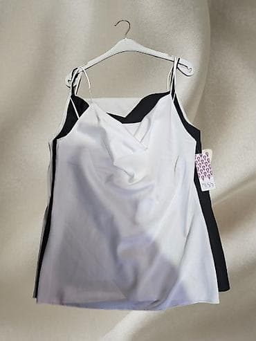 pull and bear zenske farmerke: Satenasta ženska majica na bretele Razne boje - Model: slip top sa — 1